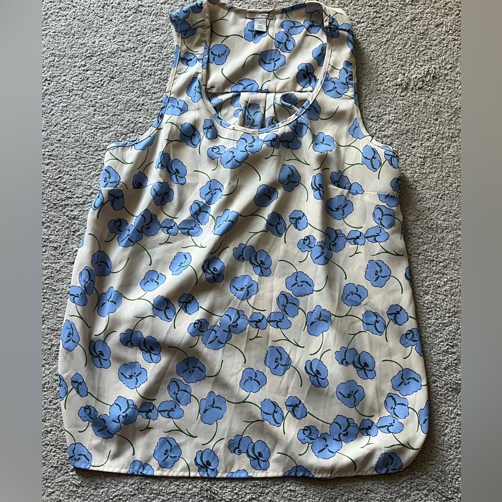 Halogen Blue Floral Dressy Tank